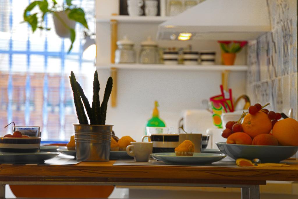Casa Tortilla Sant Antoni Barcelona Room photo